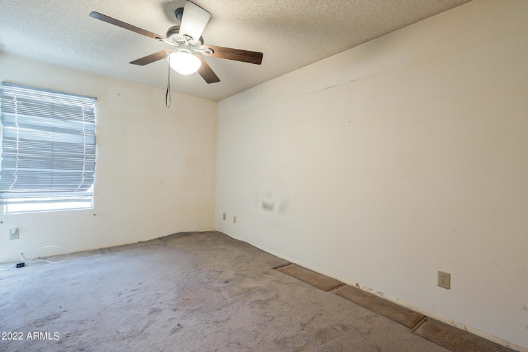 Photo 21 of 32 - 2541 E Wagoner Rd, Phoenix, AZ 85032
