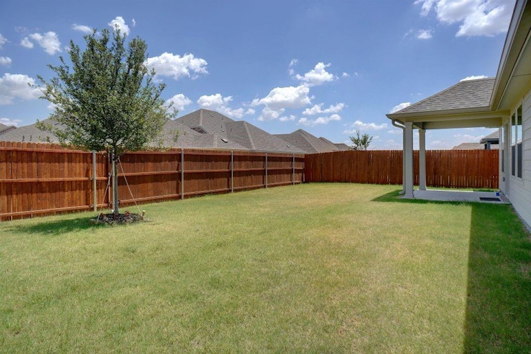 Photo 28 of 28 - 2140 Bellatrix Dr, Haslet, TX 76052