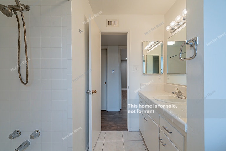 Photo 19 of 20 - 412 W Maryland Ave, Phoenix, AZ 85013
