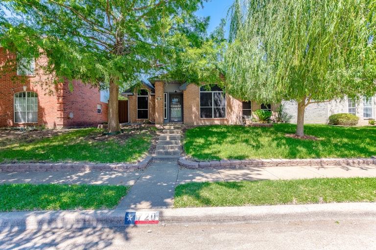 Photo 26 of 29 - 720 Ridgemont Dr, Allen, TX 75002