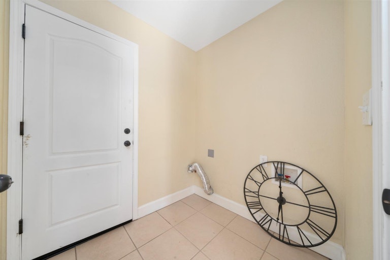 Photo 27 of 42 - 5742 Fairvale Way, Orangevale, CA 95662