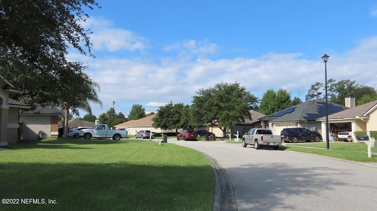 Photo 6 of 25 - 4038 Old Plank Rd, Middleburg, FL 32068
