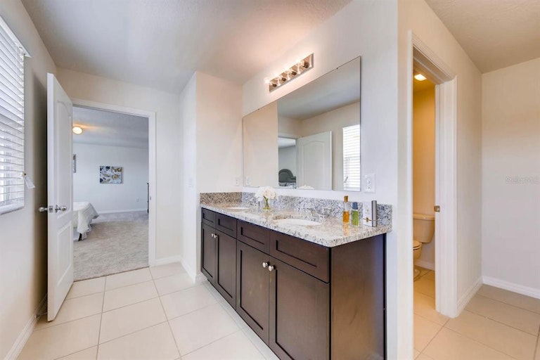 Photo 13 of 19 - 2008 Carnostie Rd, Winter Haven, FL 33884