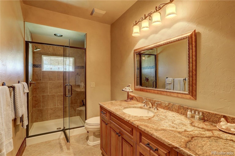 Photo 24 of 40 - 6714 Handies Peak Ct, Castle Rock, CO 80108