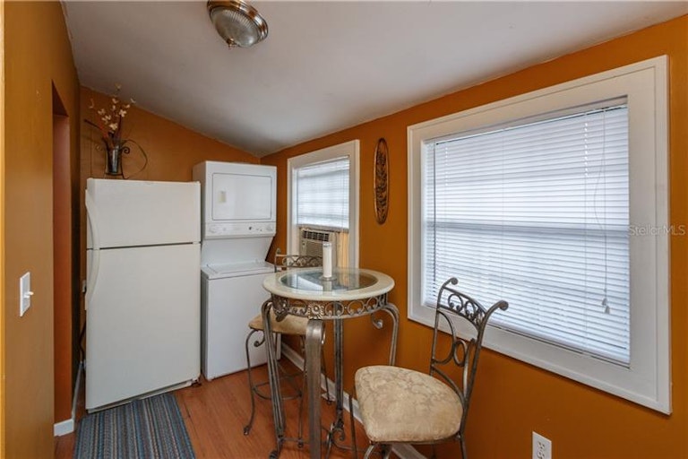 Photo 16 of 24 - 803 E 2nd St, Sanford, FL 32771