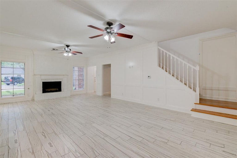Photo 6 of 26 - 931 Daria Dr, Houston, TX 77079