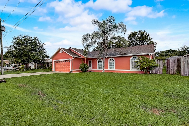 Photo 11 of 33 - 212 Ashford Pl, Kissimmee, FL 34758