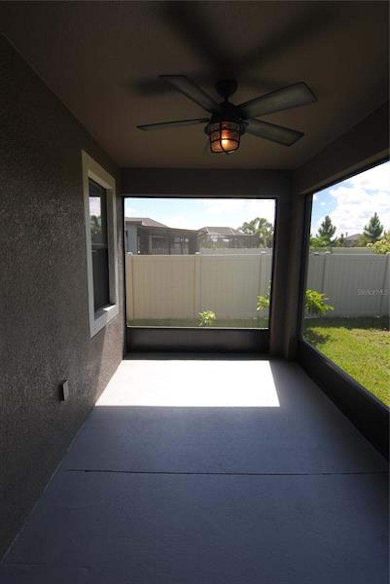 Photo 42 of 44 - 9934 Victory Gallop Loop, Ruskin, FL 33573