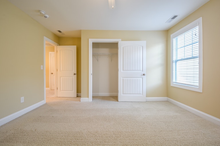 Photo 13 of 18 - 99 White Pine Dr, Clayton, NC 27527