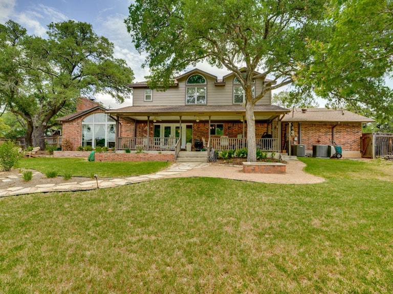 Photo 31 of 40 - 8800 Spring Lake Dr, Austin, TX 78750