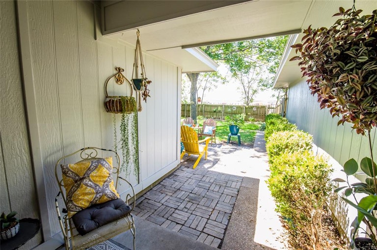Photo 30 of 31 - 218 Pueblo Dr, Waxahachie, TX 75165
