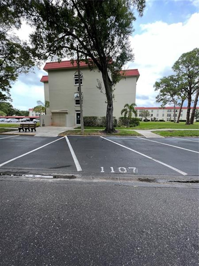 Photo 13 of 15 - 2700 Bayshore Blvd #1107, Dunedin, FL 34698