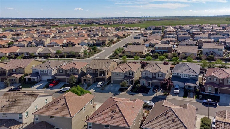 Photo 41 of 42 - 2156 Castle Pines Way, Roseville, CA 95747