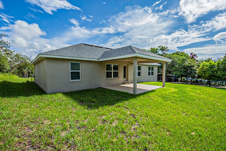 Photo 7 of 28 - 12481 Killian St, Spring Hill, FL 34609