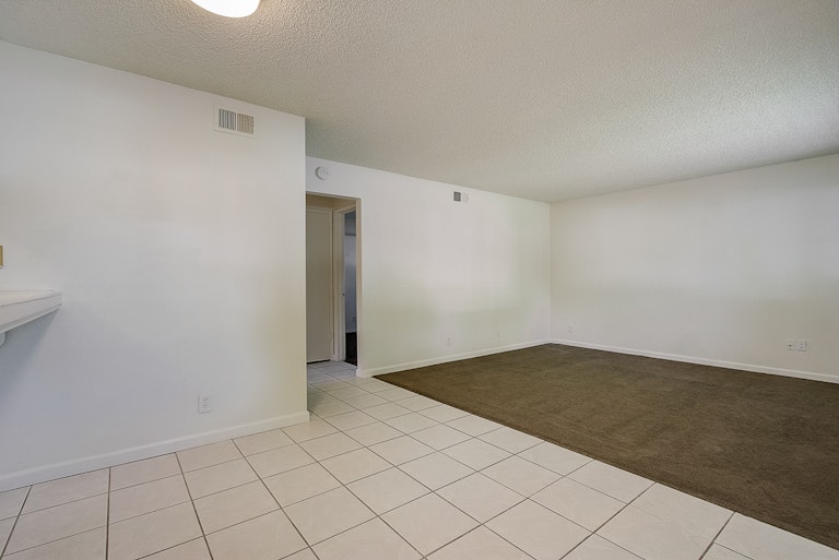 Photo 16 of 27 - 6209 Longford Dr #1, Citrus Heights, CA 95621