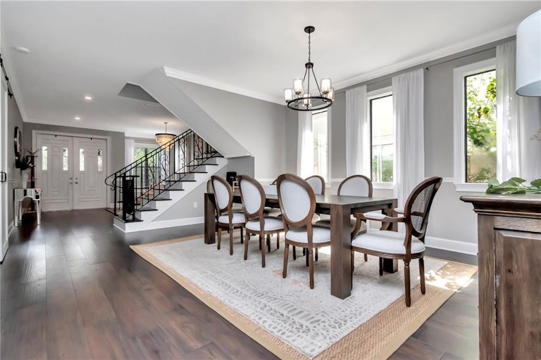 Photo 5 of 36 - 3609 W San Luis St, Tampa, FL 33629