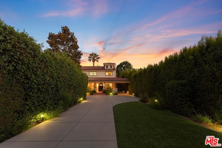 Photo 41 of 43 - 14208 Chandler Blvd, Sherman Oaks, CA 91401