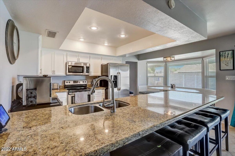 Photo 9 of 24 - 4145 W Danbury Dr, Glendale, AZ 85308