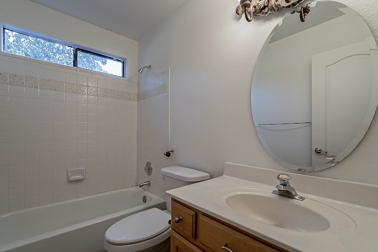 Photo 19 of 31 - 1702 E Oak Harbor Dr, Gilbert, AZ 85234
