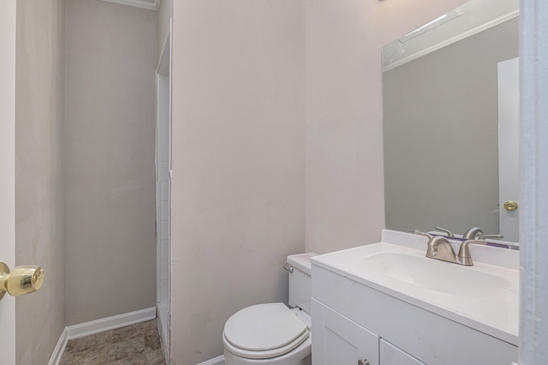 Photo 4 of 20 - 2928 Whitson Rd, Gastonia, NC 28054
