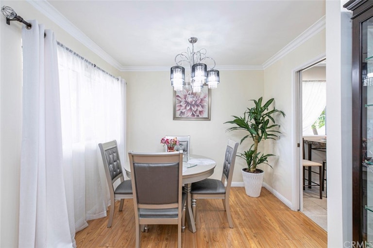 Photo 24 of 48 - 1339 N Columbus Ave, Glendale, CA 91202