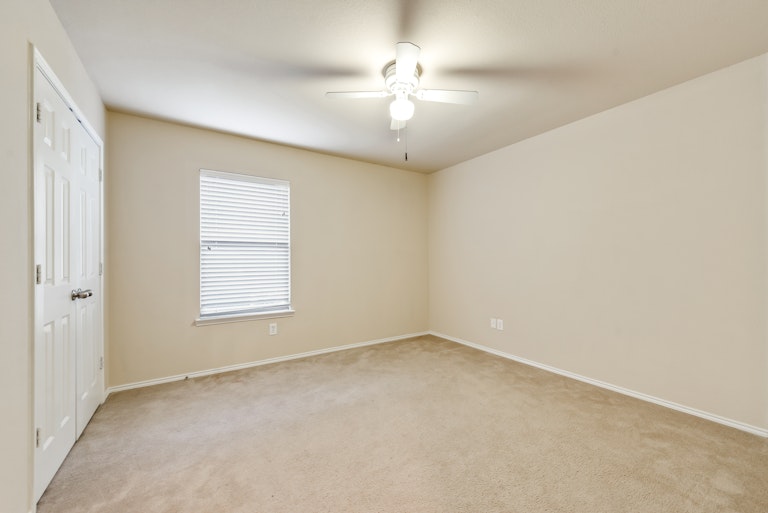 Photo 20 of 23 - 536 Laurel Ln, Fate, TX 75087