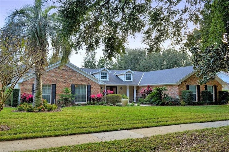 Photo 1 of 25 - 1718 Demetree Dr, Winter Park, FL 32789