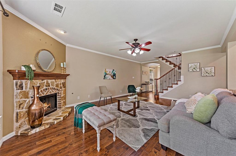 Photo 6 of 25 - 10505 Bolivar Dr, McKinney, TX 75072