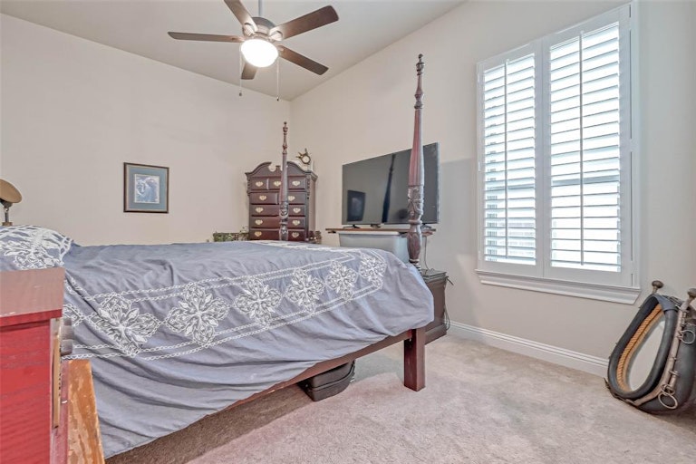Photo 19 of 48 - 21606 Albertine Dr, Tomball, TX 77377