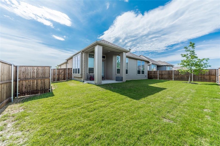 Photo 5 of 40 - 700 Pemberton Dr, Anna, TX 75409