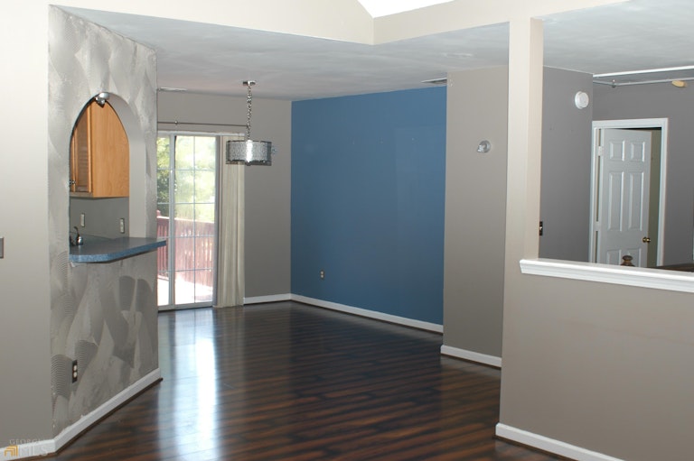 Photo 4 of 4 - 5875 Newnan Ct, Austell, GA 30106