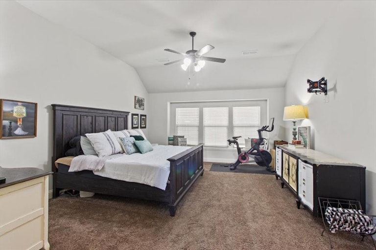 Photo 15 of 25 - 915 Birchwood Dr, Wylie, TX 75098