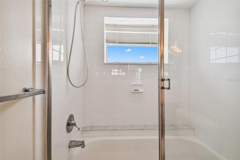 Photo 25 of 51 - 2333 Feather Sound Dr Unit B507, Clearwater, FL 33762