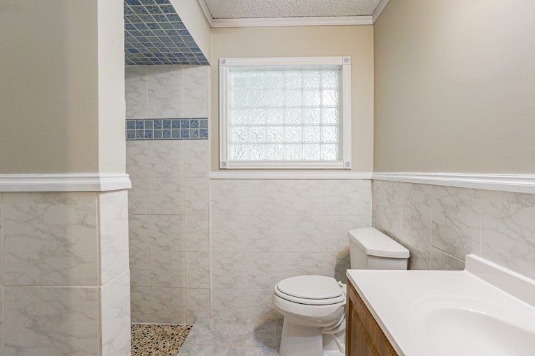 Photo 21 of 23 - 6425 Trail Lake Dr, Fort Worth, TX 76133