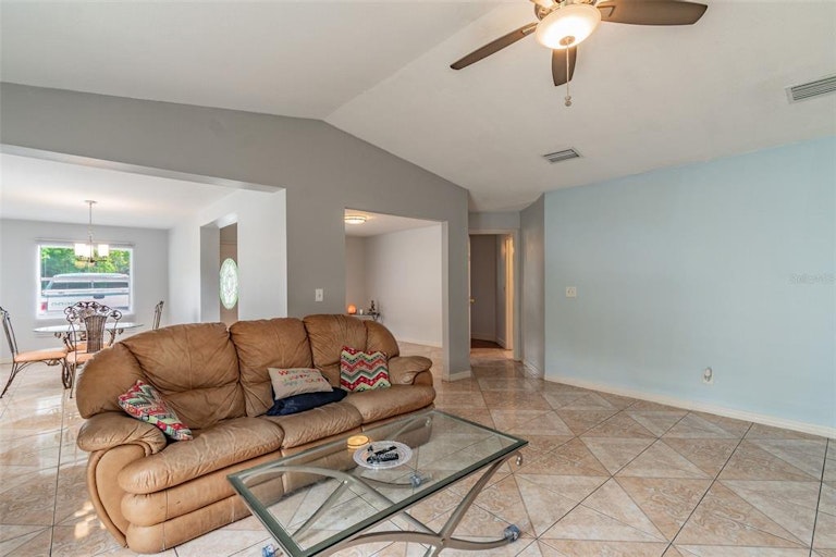 Photo 8 of 40 - 8107 N Lois Ave, Tampa, FL 33614