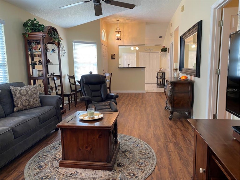 Photo 7 of 17 - 510 Baytree Blvd, Tavares, FL 32778