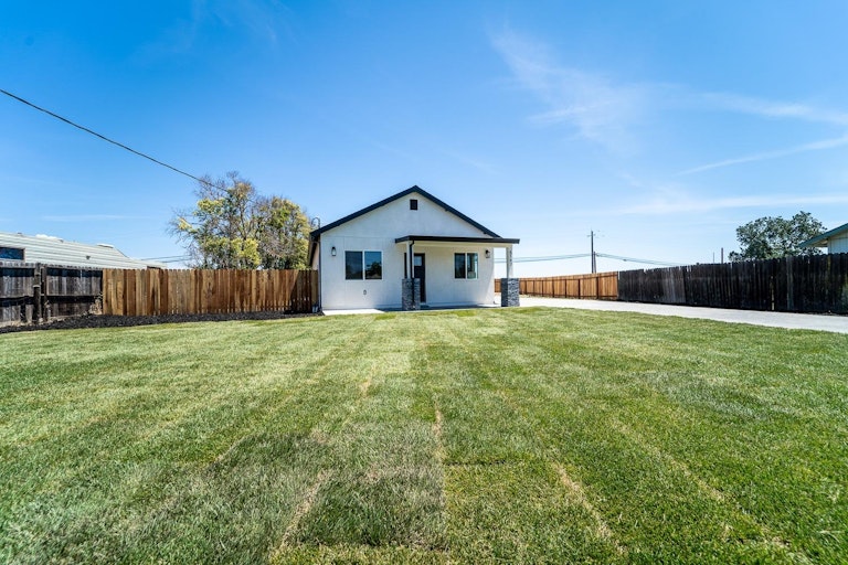 Photo 19 of 23 - 5187 Elizabeth Ave, Olivehurst, CA 95961