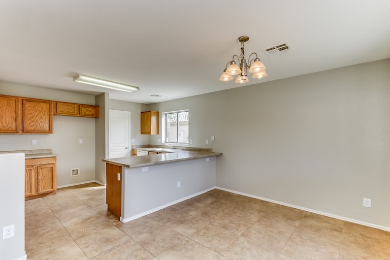 Photo 12 of 41 - 1830 S 106th Ave, Tolleson, AZ 85353