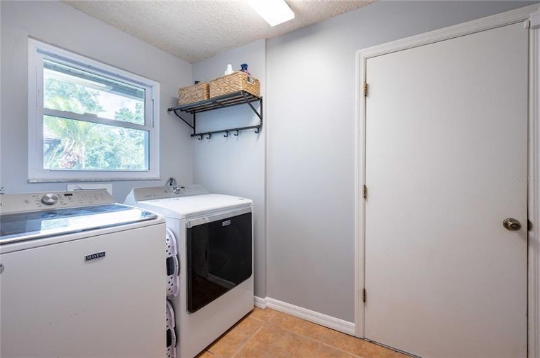 Photo 92 of 95 - 31949 Amberlea Rd, Dade City, FL 33523