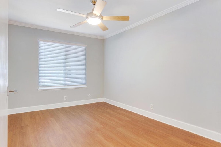 Photo 12 of 16 - 924 San Tomas St, Davis, CA 95618
