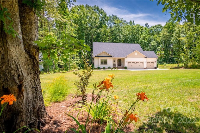 Photo 45 of 48 - 156 Wylie Trl, Statesville, NC 28677