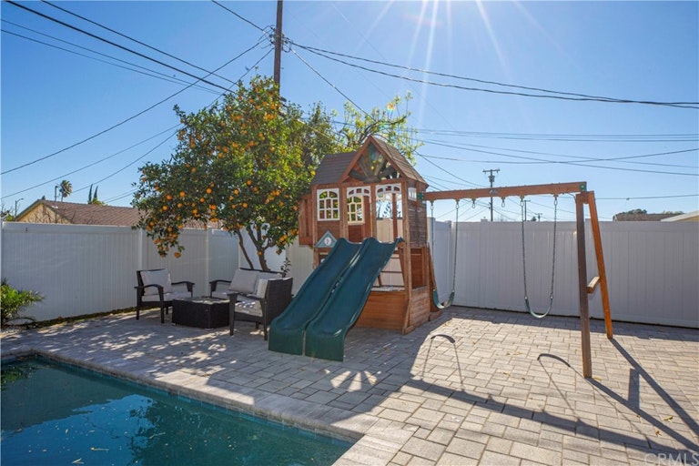 Photo 49 of 54 - 10452 Petit Ave, Granada Hills, CA 91344