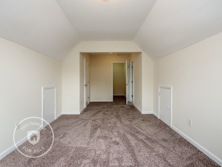 Photo 19 of 26 - 8108 Rolling Glenn Dr, Raleigh, NC 27616