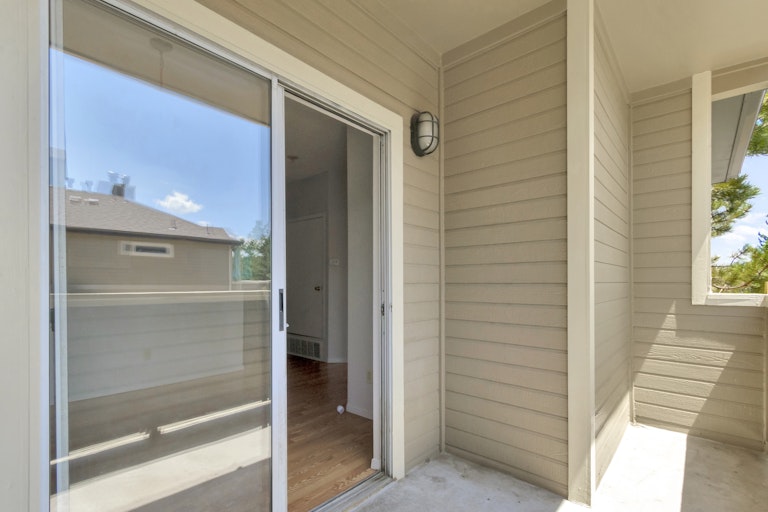 Photo 12 of 17 - 6001 S Yosemite St Unit E205, Greenwood Village, CO 80111