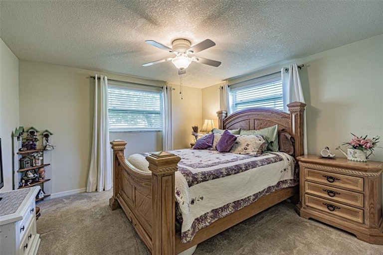 Photo 16 of 38 - 15536 Century Dr, Hudson, FL 34667