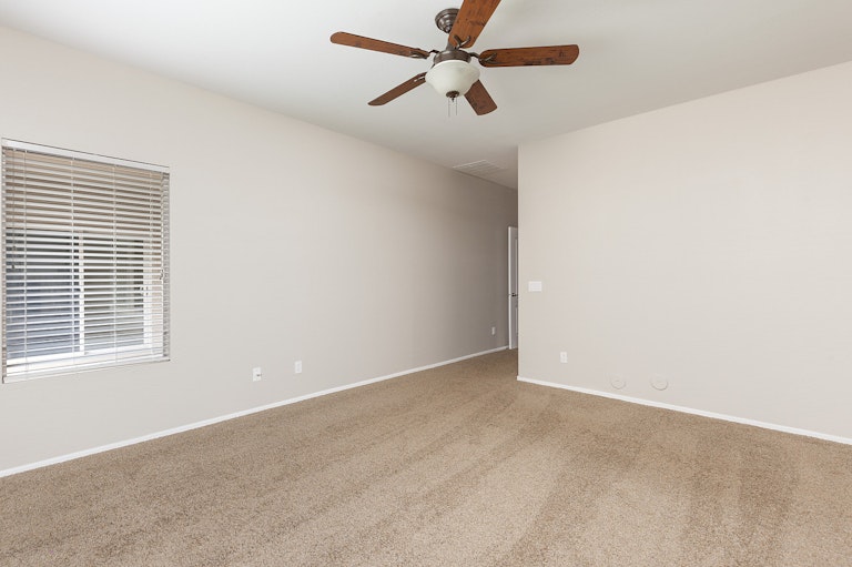 Photo 12 of 24 - 3024 E Powell Way, Gilbert, AZ 85298