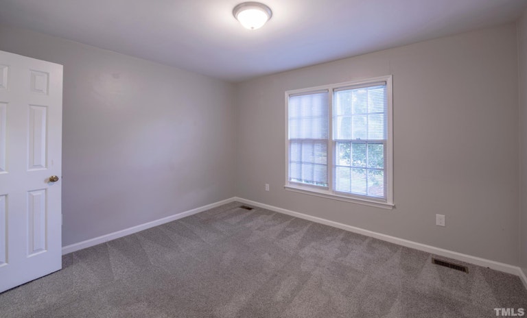 Photo 19 of 30 - 417 S Hollybrook Rd, Wendell, NC 27591