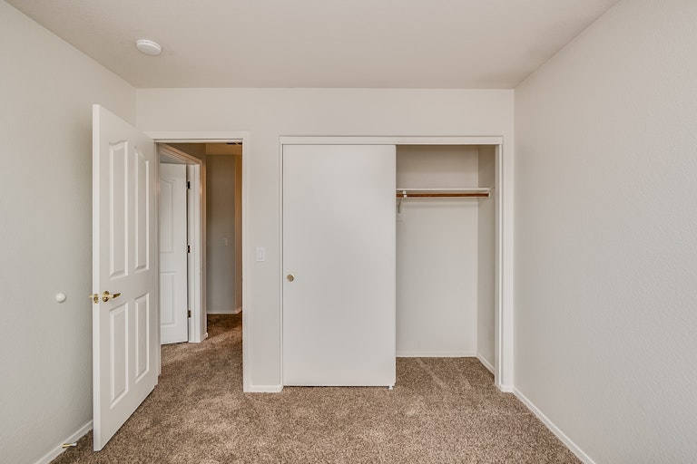 Photo 17 of 23 - 4038 W Abraham Ln, Glendale, AZ 85308