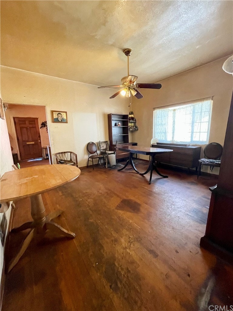 Photo 19 of 31 - 5415 Ash St, Los Angeles, CA 90042