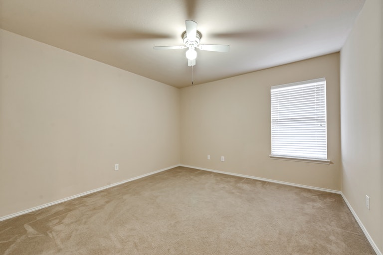 Photo 21 of 23 - 536 Laurel Ln, Fate, TX 75087